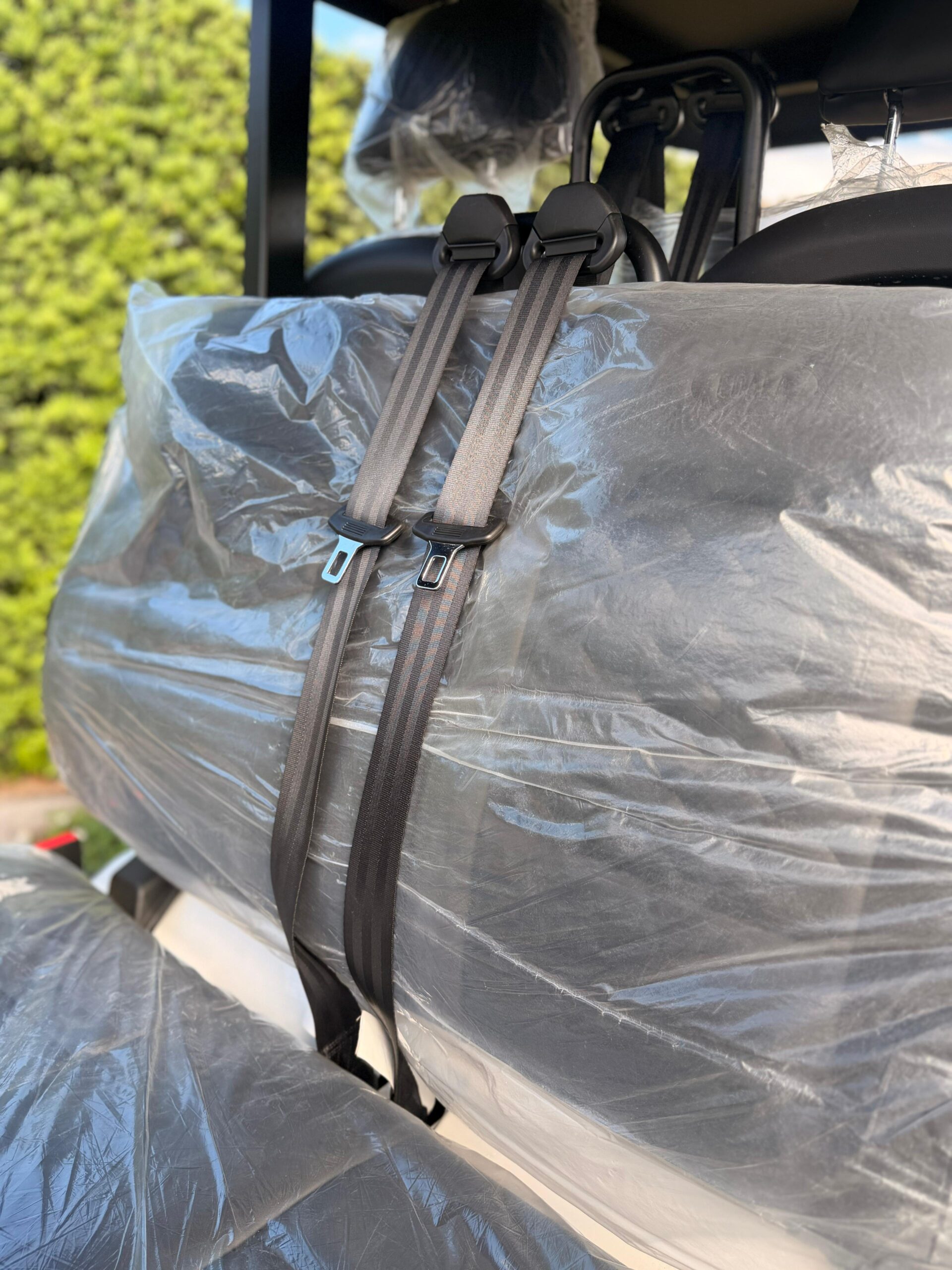 GOLF CART COALA - WHITE 4 SEATER - Image 9