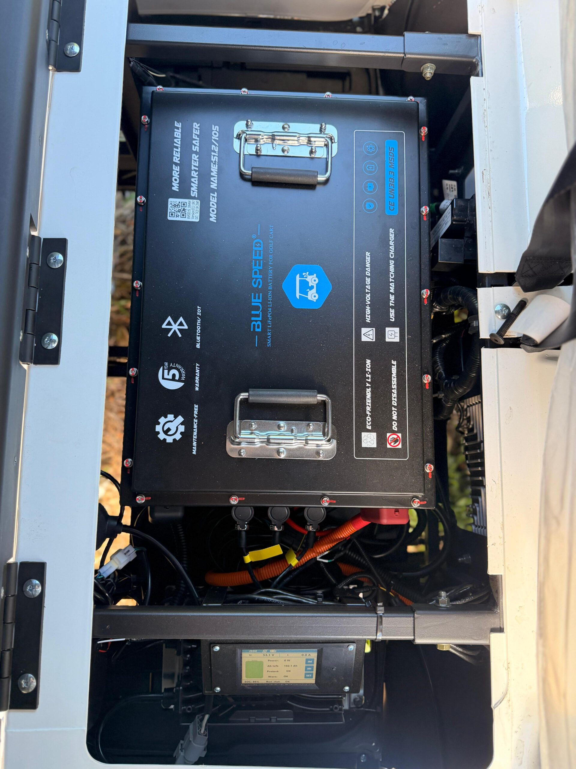 GOLF CART COALA - WHITE 4 SEATER - Image 10